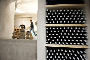Kostantakis Winery & Residence