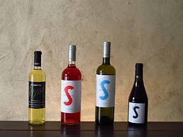 Kostantakis Winery & Residence