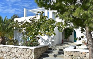 Kostantakis Winery & Residence