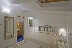 Albadamare Boutique Hotel