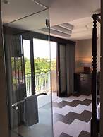 Anshel Hotel