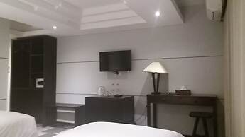 Anshel Hotel