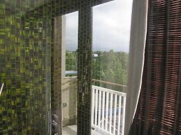 Anshel Hotel