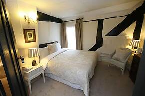 Crown Hotel