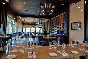 Hotel du Lac Champlain, an Ascend Collection Hotel