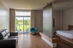 Hotel du Lac Champlain, an Ascend Collection Hotel