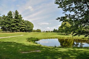 Hotel du Lac Champlain, an Ascend Collection Hotel