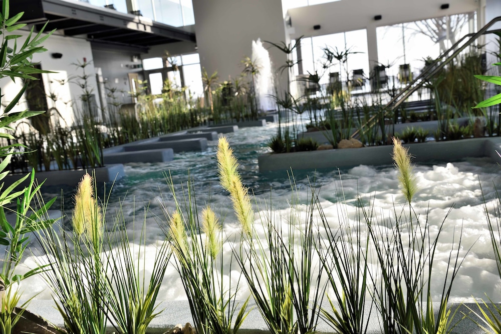 Hotel du Lac Champlain, an Ascend Collection Hotel