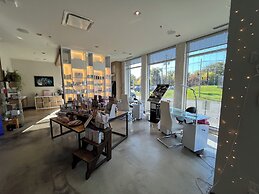 Hotel du Lac Champlain, an Ascend Collection Hotel