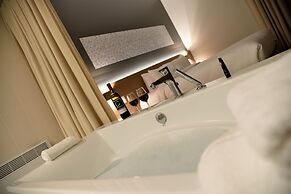 Hotel du Lac Champlain, an Ascend Collection Hotel