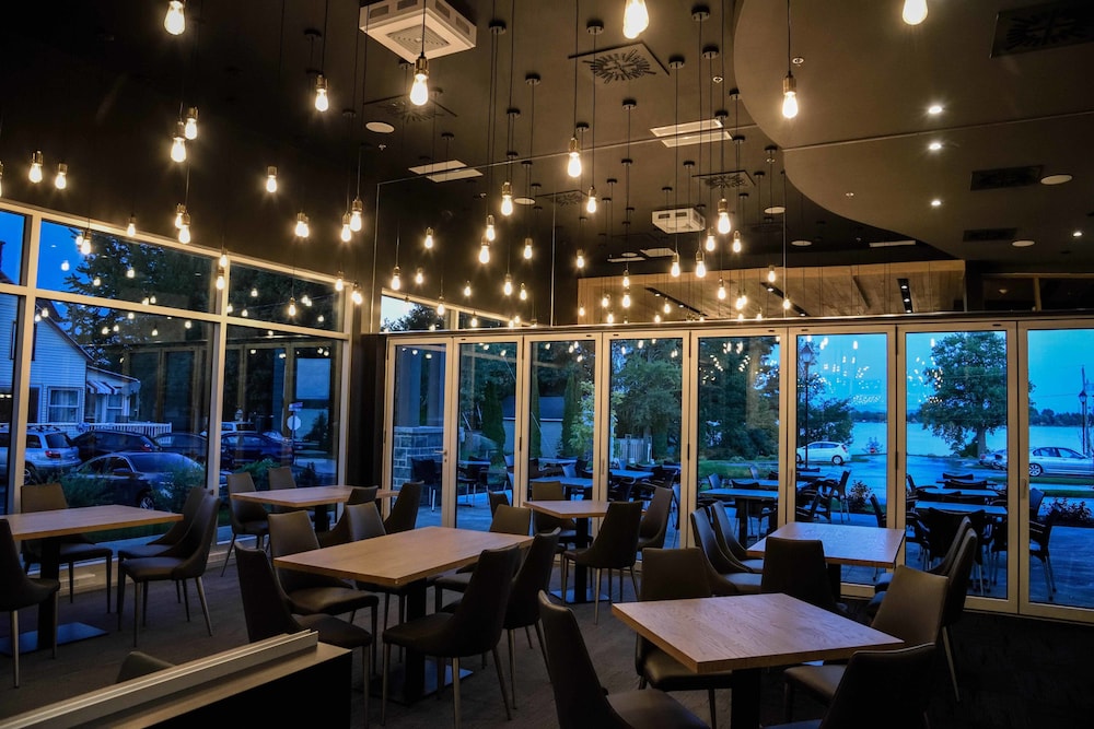 Hotel du Lac Champlain, an Ascend Collection Hotel