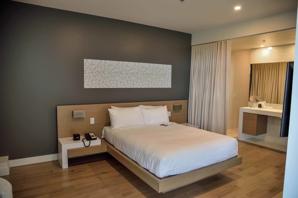 Hotel du Lac Champlain, an Ascend Collection Hotel