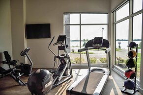 Hotel du Lac Champlain, an Ascend Collection Hotel