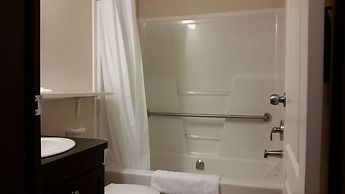 Bear's Den Lodge