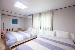 Jeong House