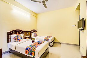 FabHotel 29th Church Inn