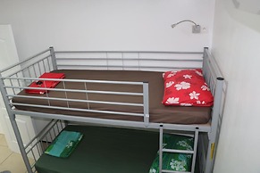 Mahana Lodge Hostel & Backpacker
