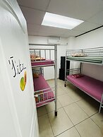Mahana Lodge Hostel & Backpacker