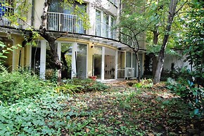 Baratero Garden Apartment