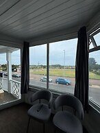 Sea Side Hotel