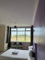 Sea Side Hotel