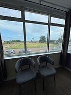 Sea Side Hotel