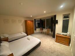 Sea Side Hotel
