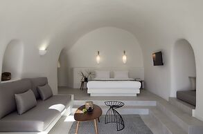 Elysian Santorini