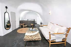 Elysian Santorini