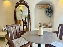 Elysian Santorini