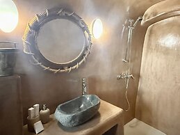 Elysian Santorini