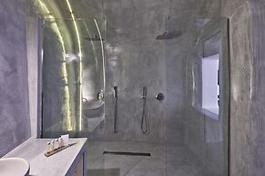 Elysian Santorini
