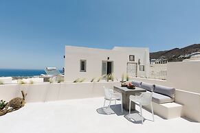 Elysian Santorini