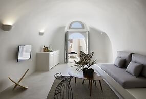 Elysian Santorini