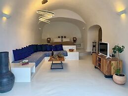 Elysian Santorini