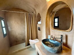 Elysian Santorini