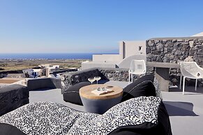 Elysian Santorini