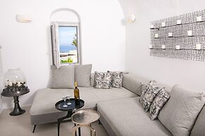 Elysian Santorini