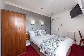 The Queens Hotel
