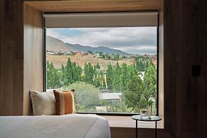 Montano Boutique Suites