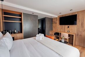 Montano Boutique Suites