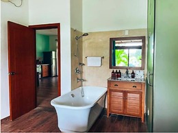 El Sitio Villas