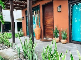 El Sitio Villas