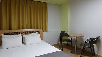 Gallery Hotel BnB
