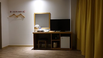Gallery Hotel BnB