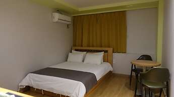 Gallery Hotel BnB