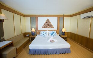Phrae Nakara Hotel