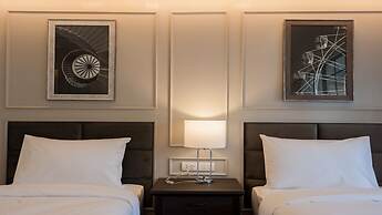 B2 Riverside Premier Hotel