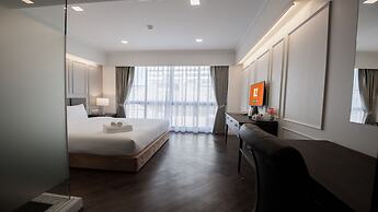 B2 Riverside Premier Hotel