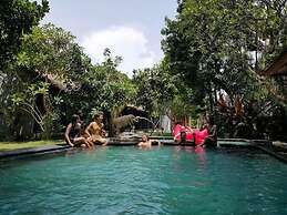 Adys Inn